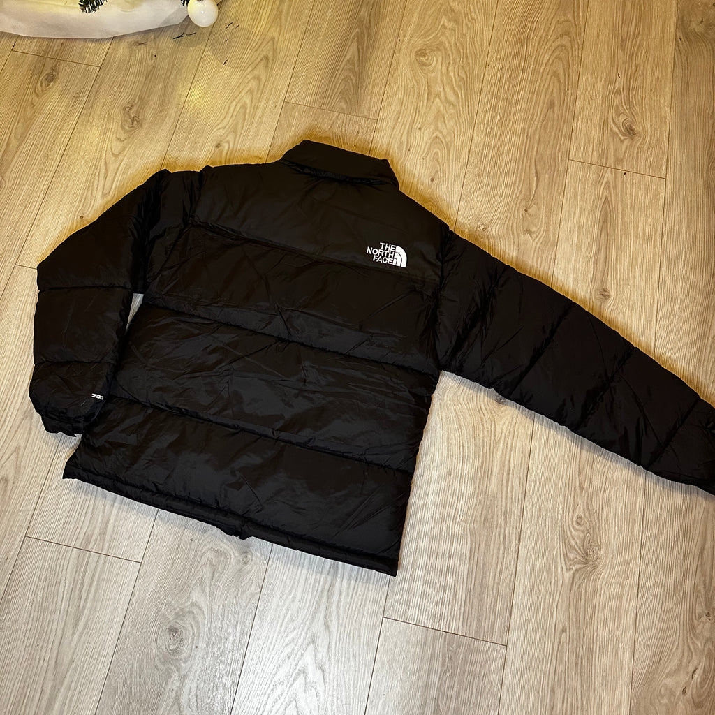 Juoda Puffer Striukė