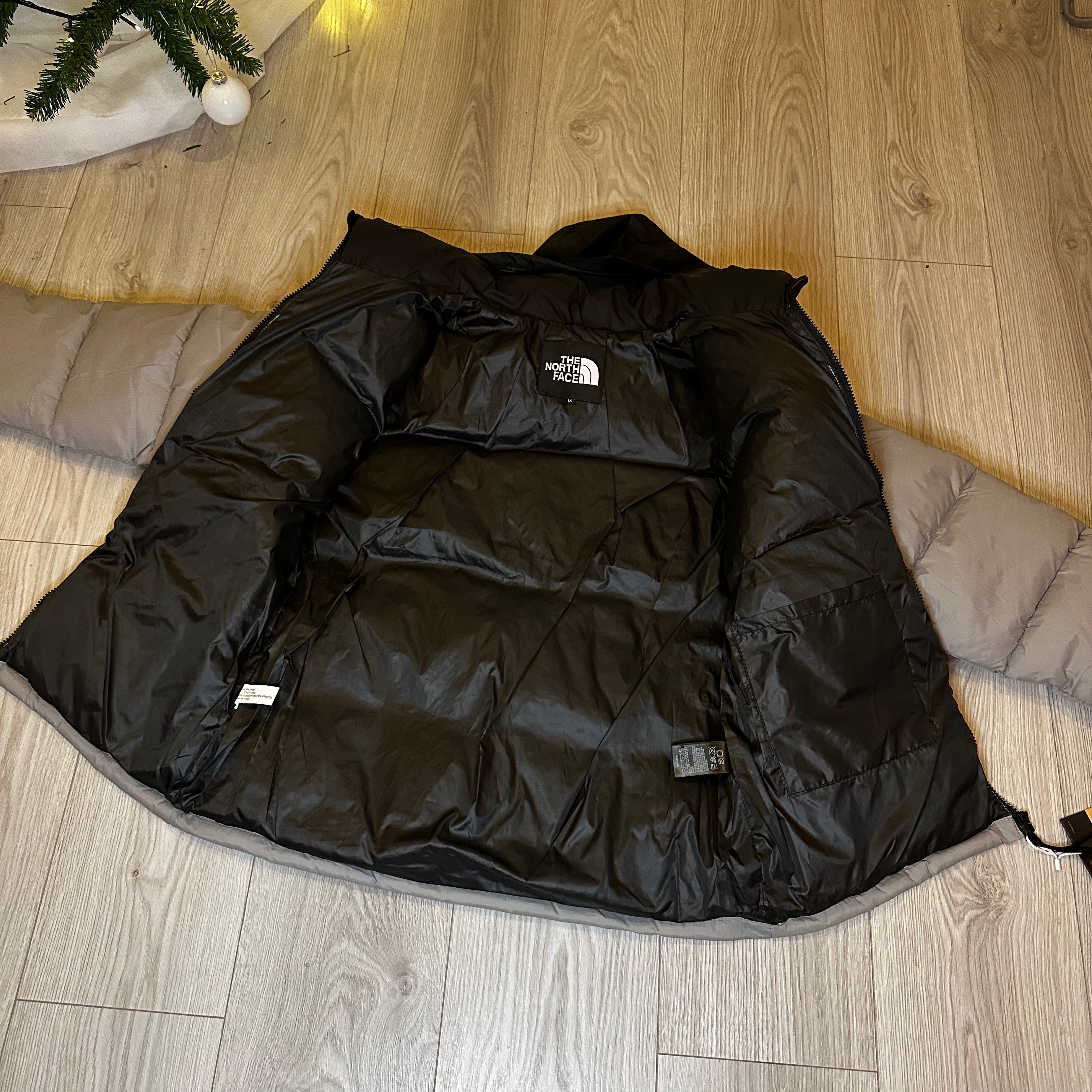 Pilka Puffer Striukė